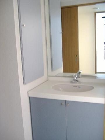 ＧＡＲＤＥＮ　ＳＱＵＡＲＥの洗面所