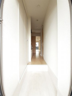 【玄関】 | エメ・ソレイユ | 明るい玄関です