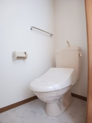 【トイレ】 | グリーンティエラＢ | 落ち着いた色調のトイレです