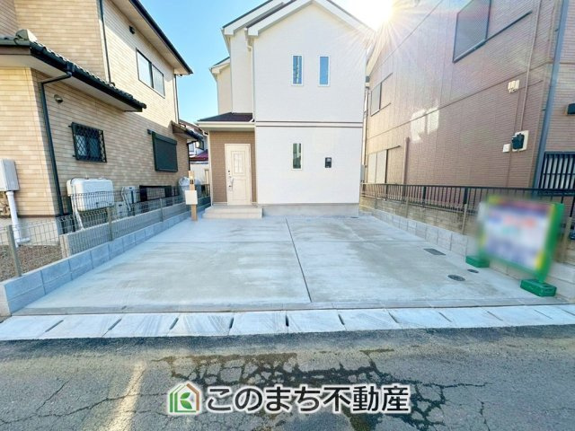 ハートフルタウン宇都宮市今泉新町267番　A号棟の駐車場|お車並列２台分ご用意しております♪
