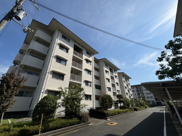 公社山田西第一次団地A-３棟の画像