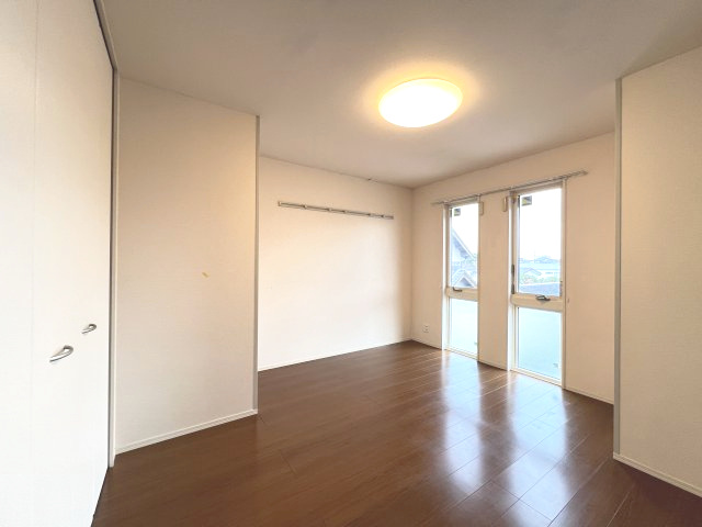 プラザセレステAの居間・リビング|南洋室6.2帖