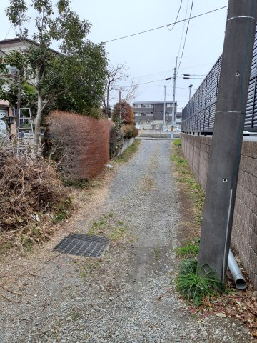 久喜市久喜中央4丁目の前面道路含む現地写真|南側前面道路の東側を撮影しております。