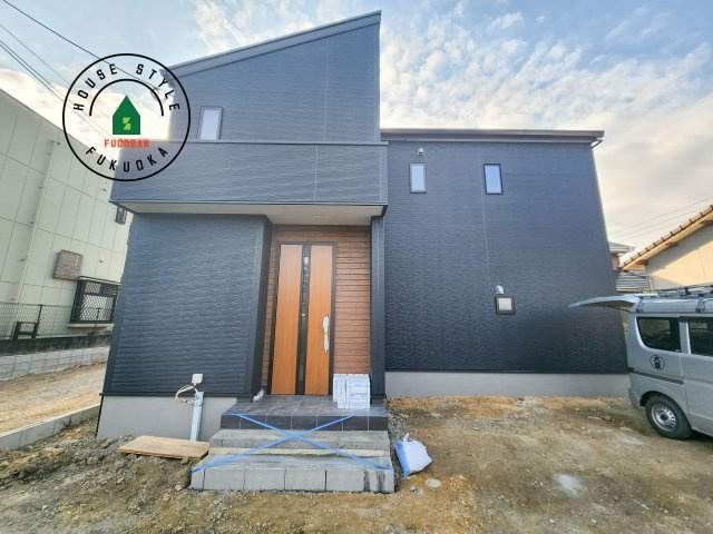 小郡市寺福童第1-3棟（1号棟）の前面道路含む現地写真|見学の時間などお気軽にお問い合わせ下さい。