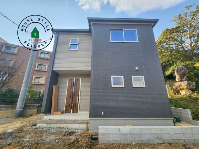 小郡市寺福童第1-3棟（3号棟）の前面道路含む現地写真|見学の時間などお気軽にお問い合わせ下さい。