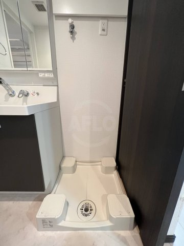 エステムコート難波WEST-SIDEⅡベイフレックス　波除小学校区の設備|エステムコート難波WEST-SIDEⅡベイフレックス　洗濯機置き場