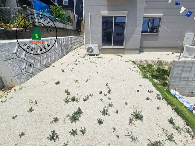 小郡市寺福童第1-3棟（1号棟）の庭|お庭で自由な時間を過ごせます。