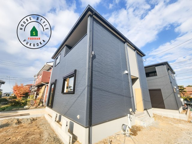 小郡市寺福童第1-3棟（2号棟）の外観|デザイン性のある外観です。