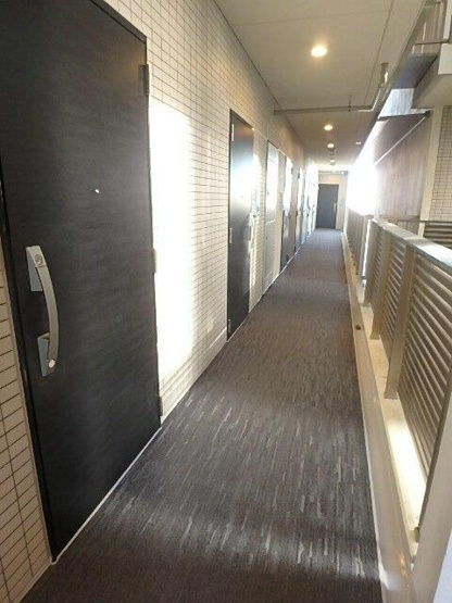 【玄関】 | 共用廊下 