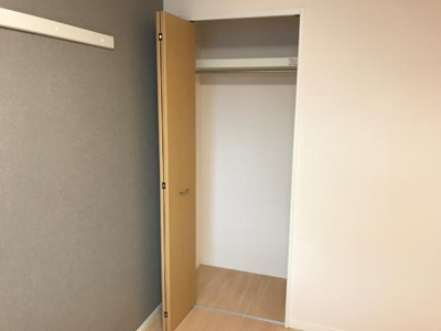 【収納】 | オーシャン・ステラ | 洋室の上棚付き収納