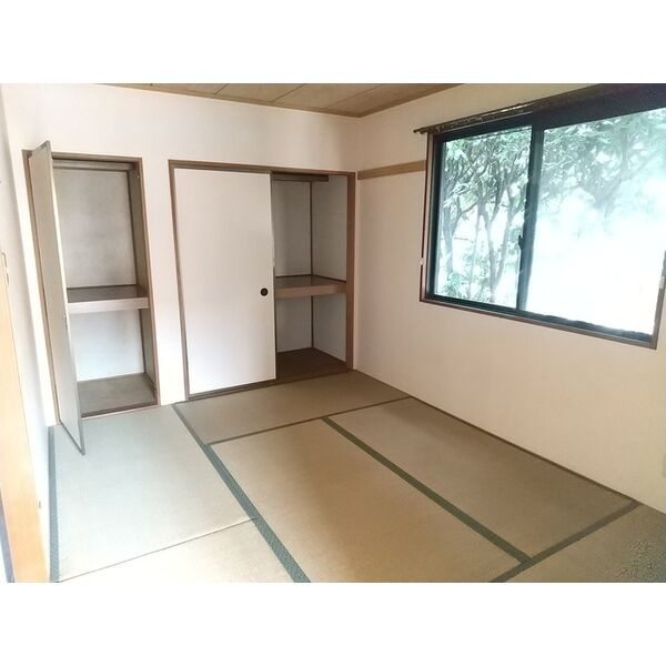 アイボリーハウス西館の和室