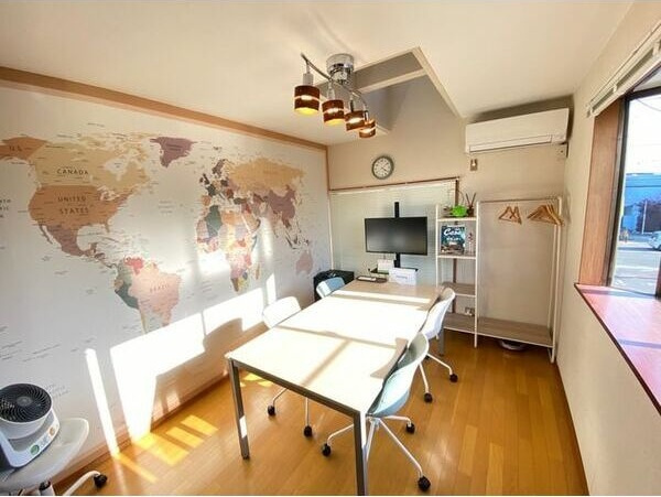 ミナミ・アパートAの居間・リビング