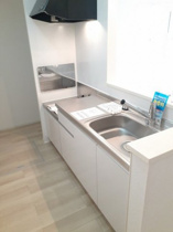 コンパクトなキッチンで掃除もラクラク