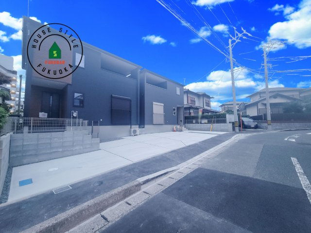 福津市若木台2丁目第1-2棟（2号棟）の前面道路含む現地写真|見学の時間などお気軽にお問い合わせ下さい。