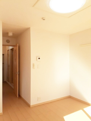 【寝室】 | YNハイムⅡ | 2面採光で採光・通風良好♪角部屋で騒音も少なく生活できます。