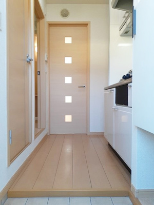 【玄関】 | YNハイムⅡ | 広めの玄関