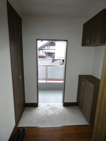 コレット中野の玄関