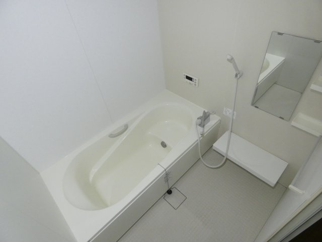 コレット中野の浴室