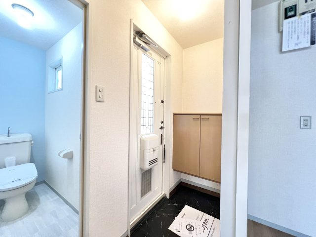 ヴィラモデルナBの居間・リビング|※別部屋参考写真
