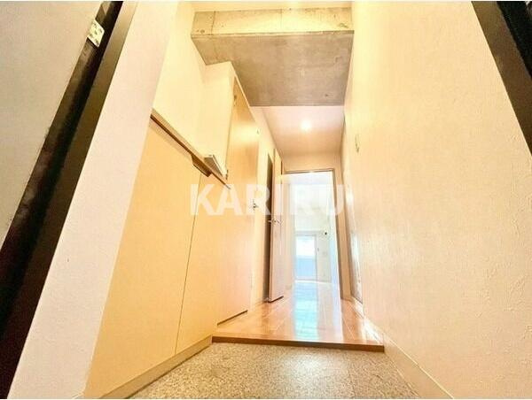 OM玉造Ⅲ の玄関