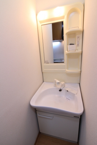 コスティエーロ須磨の洗面所