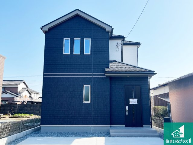 姫路市大津区勘兵衛町　新築一戸建ての外観|安心の10年保証！外観を美しく保ち、雨水で汚れを落とします！気になることがありましたら、お気軽にお問い合わせください！