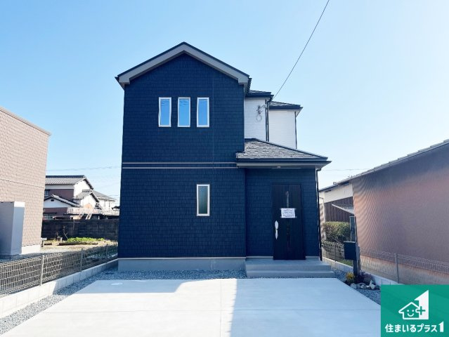 姫路市大津区勘兵衛町　新築一戸建ての外観|安心の10年保証！外観を美しく保ち、雨水で汚れを落とします！気になることがありましたら、お気軽にお問い合わせください！