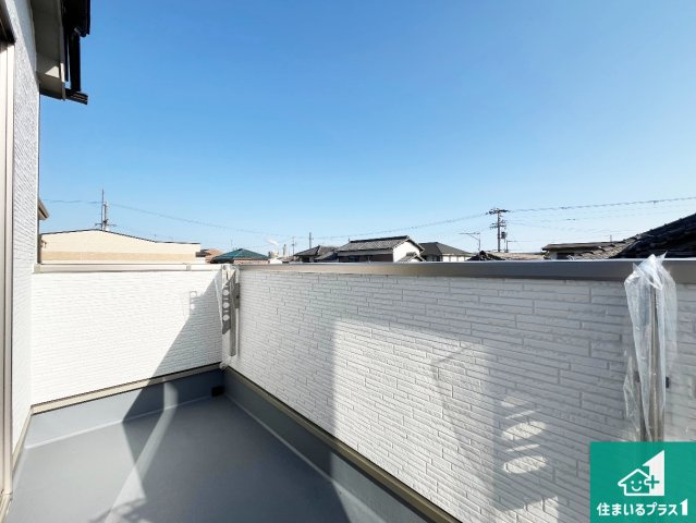 姫路市大津区勘兵衛町　新築一戸建てのバルコニー|ワイドバルコニーは洗濯物を干すスペースが広いのでご家族が多くても安心！