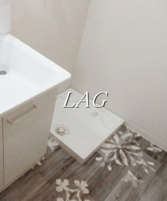 【設備】 | メイゾン松原 | 室内洗濯機置場です。