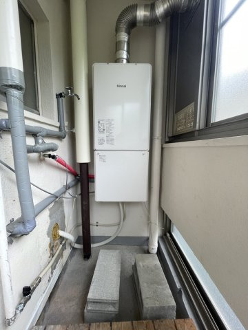 鶴甲コーポ11号館のバルコニー