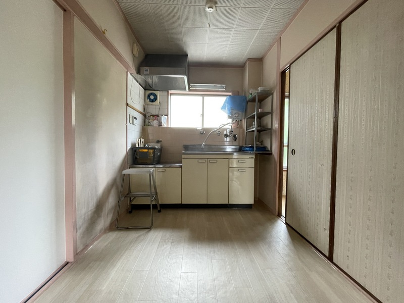 鶴甲コーポ11号館のロビー