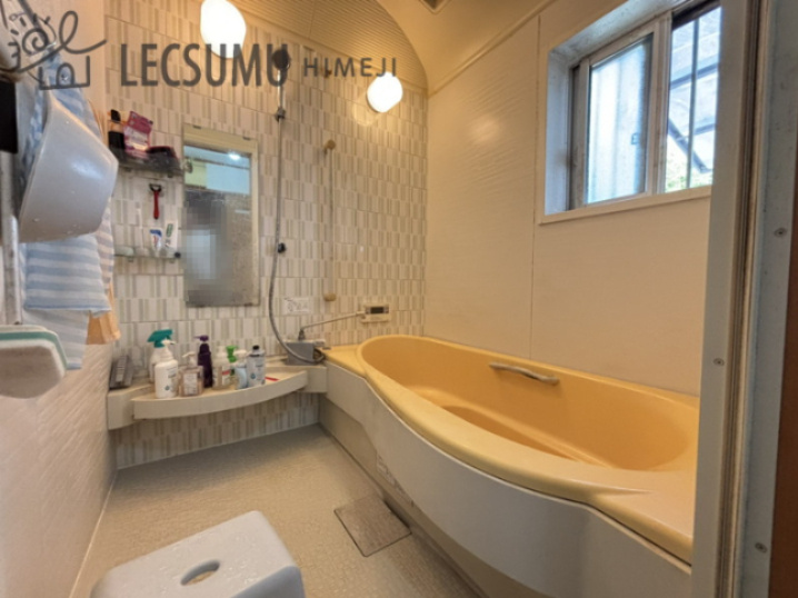 姫路市川西台/中古戸建の浴室