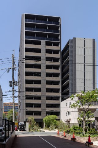 エンクレスト天神南PUREの外観