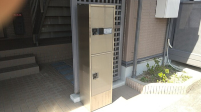 【エントランス】 | ウエストリヴァーⅡ