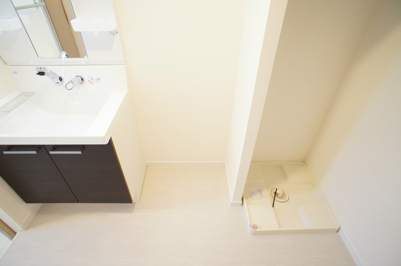 リブリ・Park Hill 東寺尾の洗面所