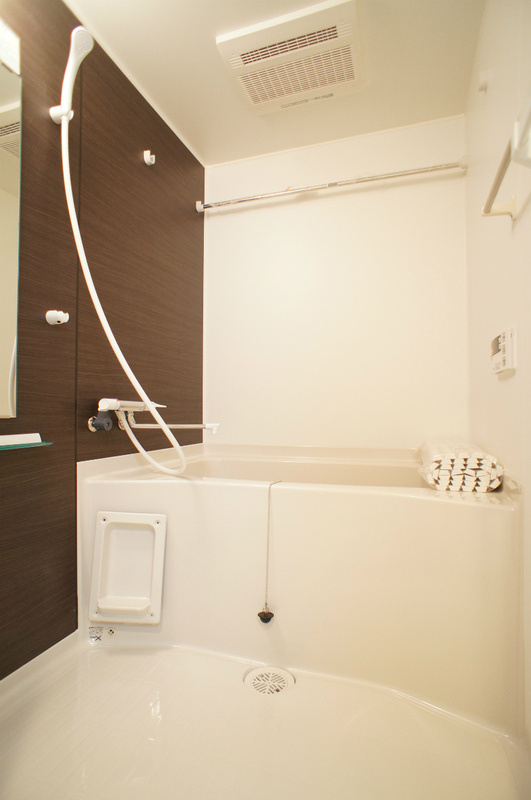 リブリ・Park Hill 東寺尾の浴室