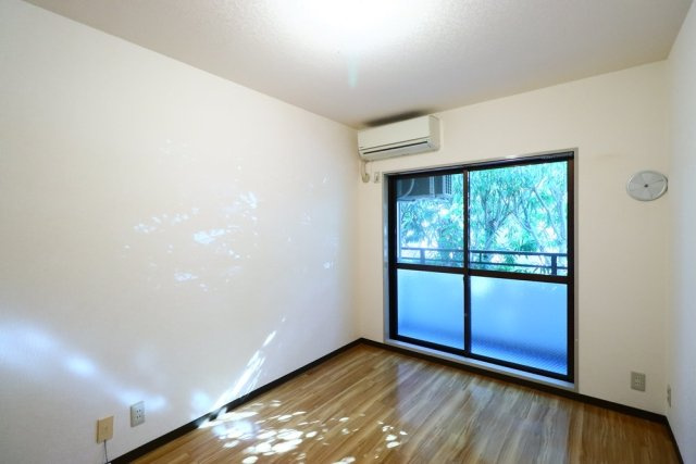 トップ大倉山の洋室