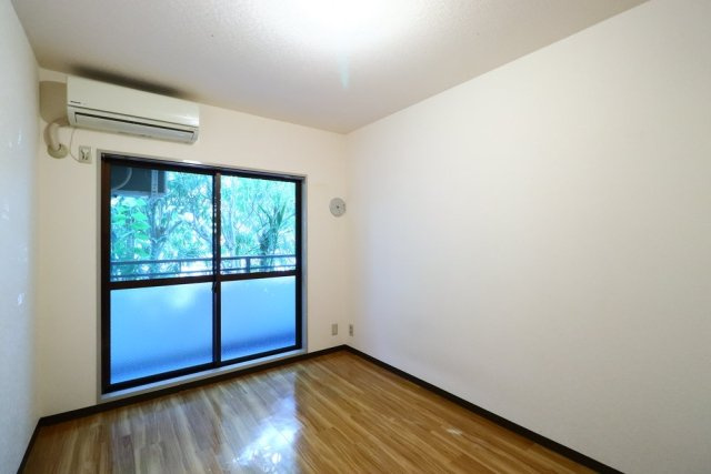 トップ大倉山の洋室