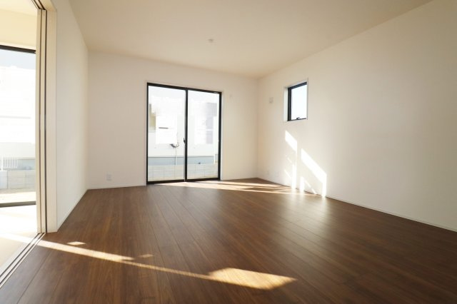 須賀川市森宿字安積田　　　　4号棟　　　西袋第1小学校、西袋中学区　のキッチン