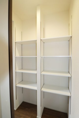 須賀川市森宿字安積田　　　　4号棟　　　西袋第1小学校、西袋中学区　の収納|1Fホール収納♪