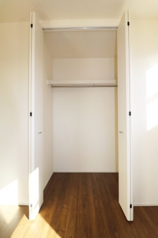 須賀川市森宿字安積田　　　　4号棟　　　西袋第1小学校、西袋中学区　のバルコニー