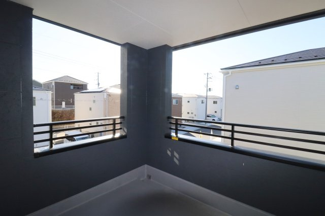 須賀川市森宿字安積田　　　　4号棟　　　西袋第1小学校、西袋中学区　のバルコニー