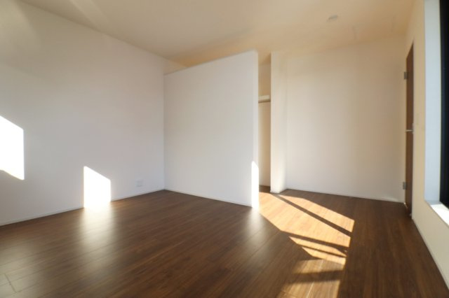 須賀川市森宿字安積田　　　　4号棟　　　西袋第1小学校、西袋中学区　の収納|ウォークインクローゼット♪