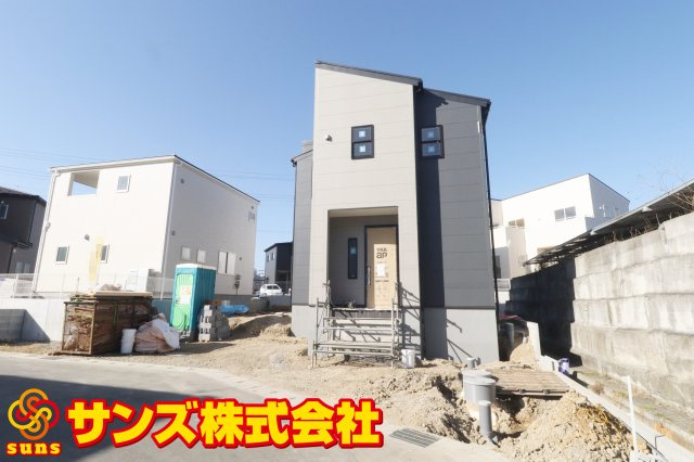 須賀川市森宿字安積田　　　　4号棟　　　西袋第1小学校、西袋中学区　の外観|南東側から見た区画全体♪