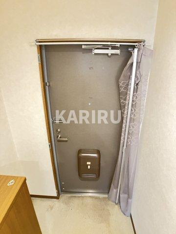 ソレーユフタバの玄関