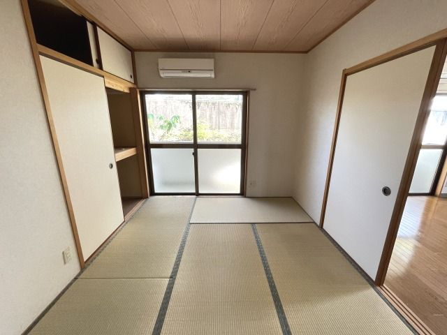 セントパークハウス千頭の和室|畳の上でゆっくりとくつろげる和室です