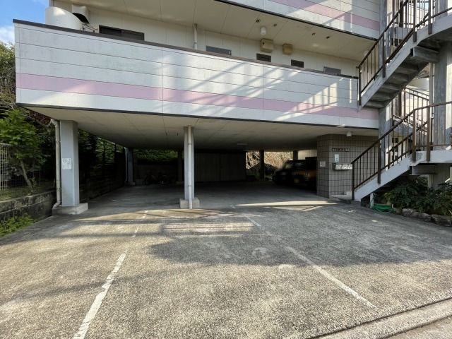 セントパークハウス千頭の駐車場|駐車スペースもあります