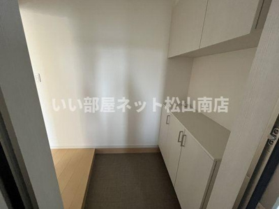 【玄関】 | ＭＫＯ中須賀Ｄ