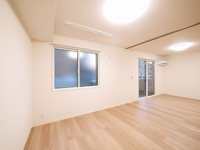 レクエルドの洋室