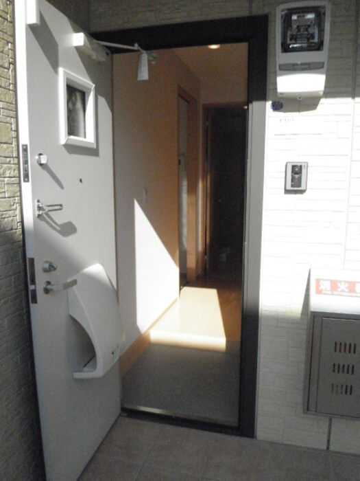 ペルーシェ B棟の玄関|玄関